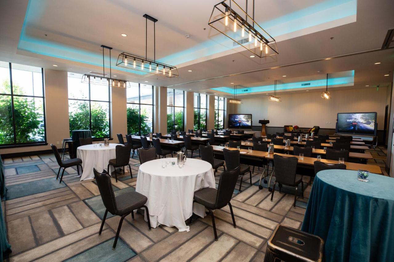 Hotel Indigo Seattle Waterfront Place By Ihg Everett